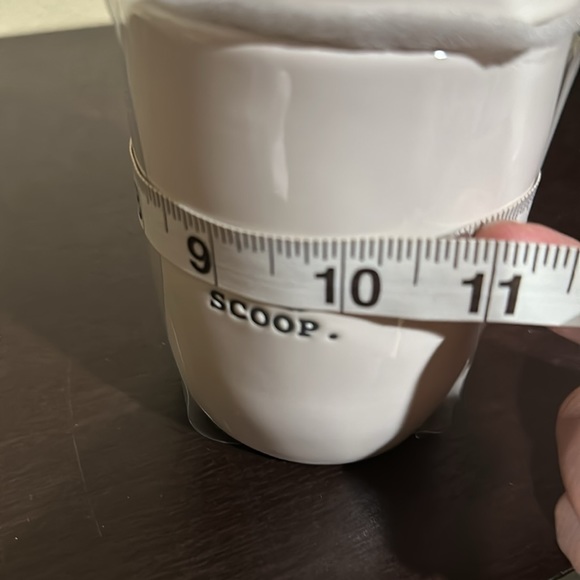 NWT Rae Dunn Scoop ceramic canister with lid - Picture 6 of 6